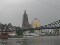 Alte Stadt pedestrian bridge.jpg